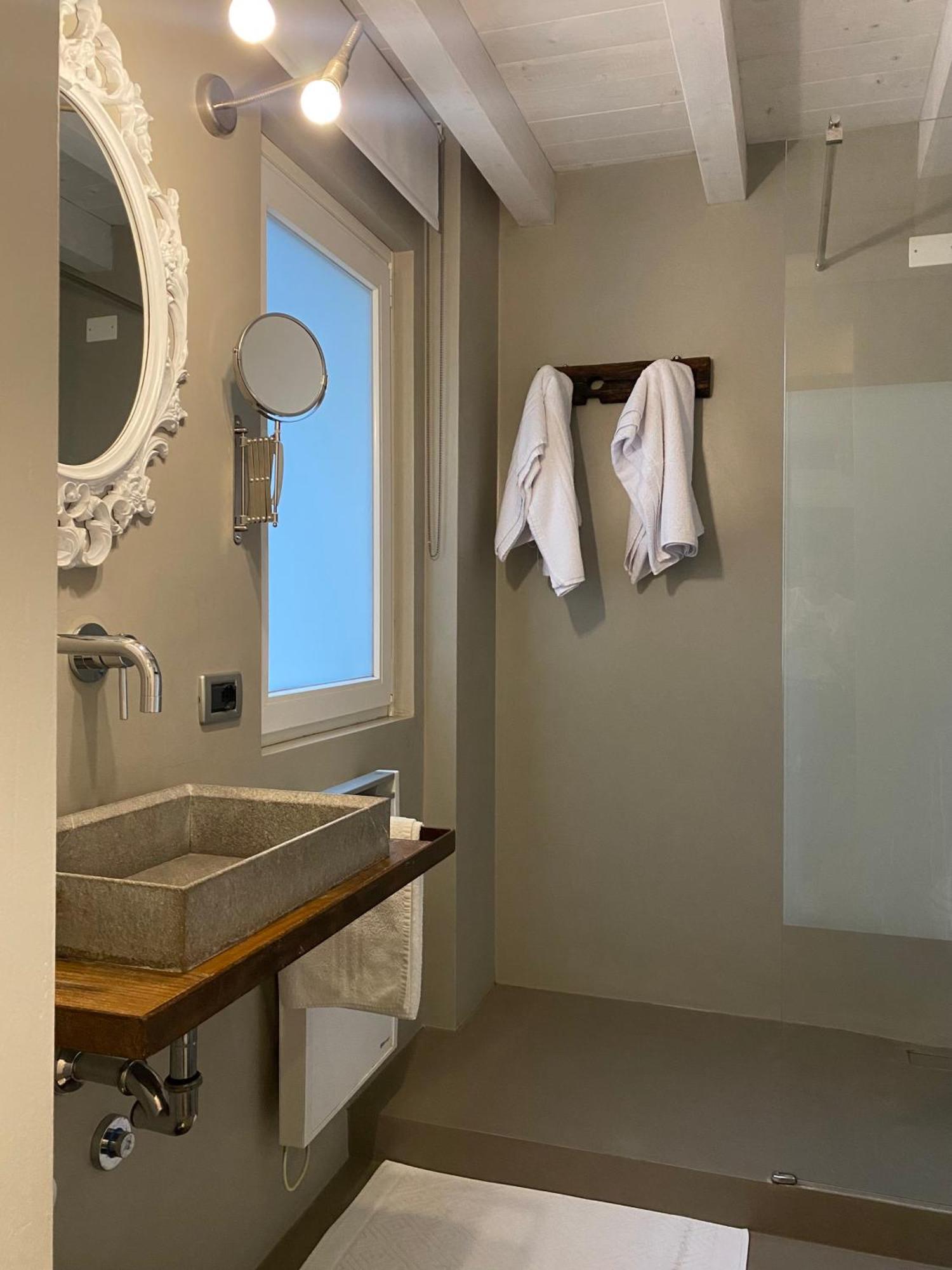 B&B Casa del Nonno Adrara San Rocco Eksteriør billede