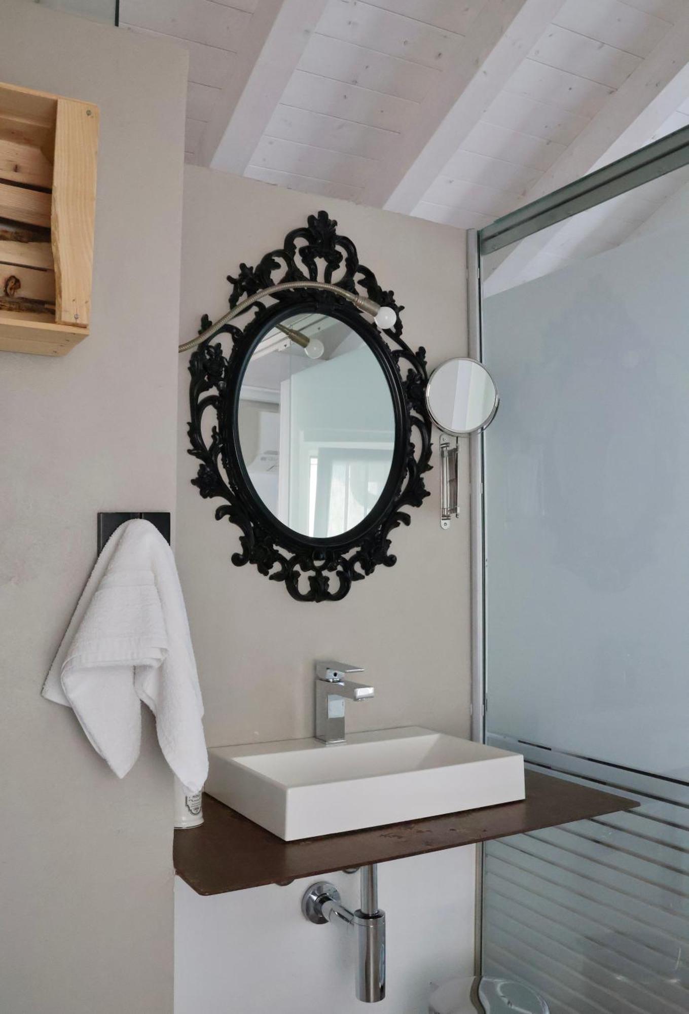 B&B Casa del Nonno Adrara San Rocco Eksteriør billede
